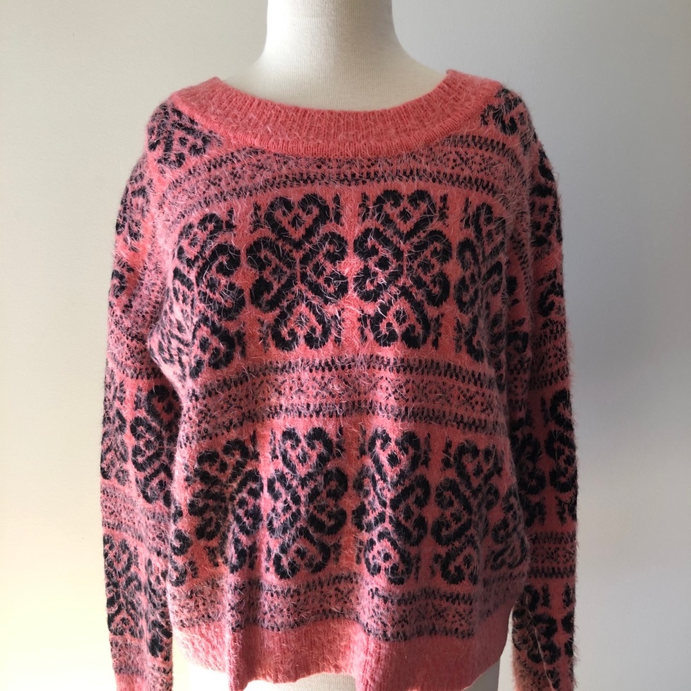 Ya Los Angeles Fuzzy Sweater - Picture 3 of 5